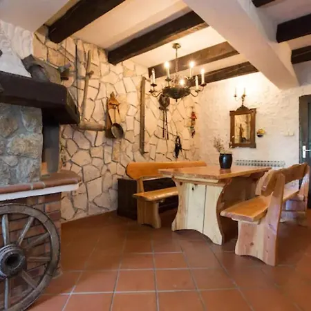 דירה Secret Garden House *