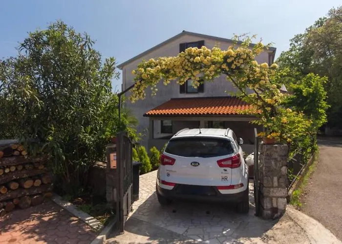 Secret Garden House